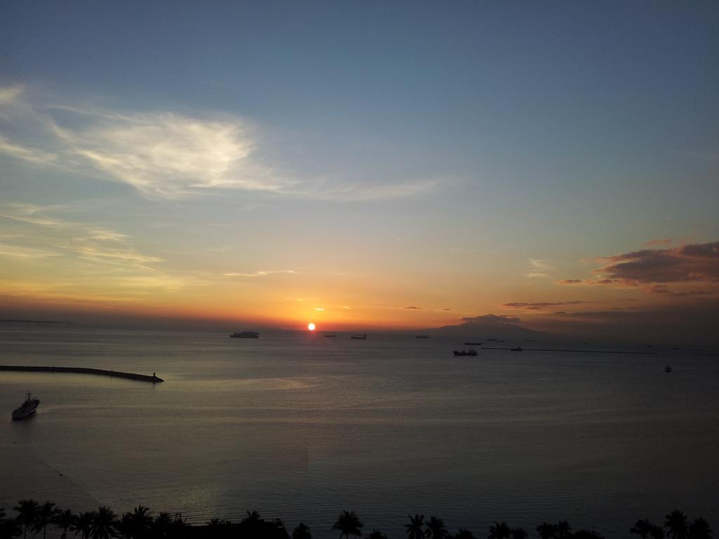 Baywatch Tower Hotel มะนิลา ภายนอก รูปภาพ